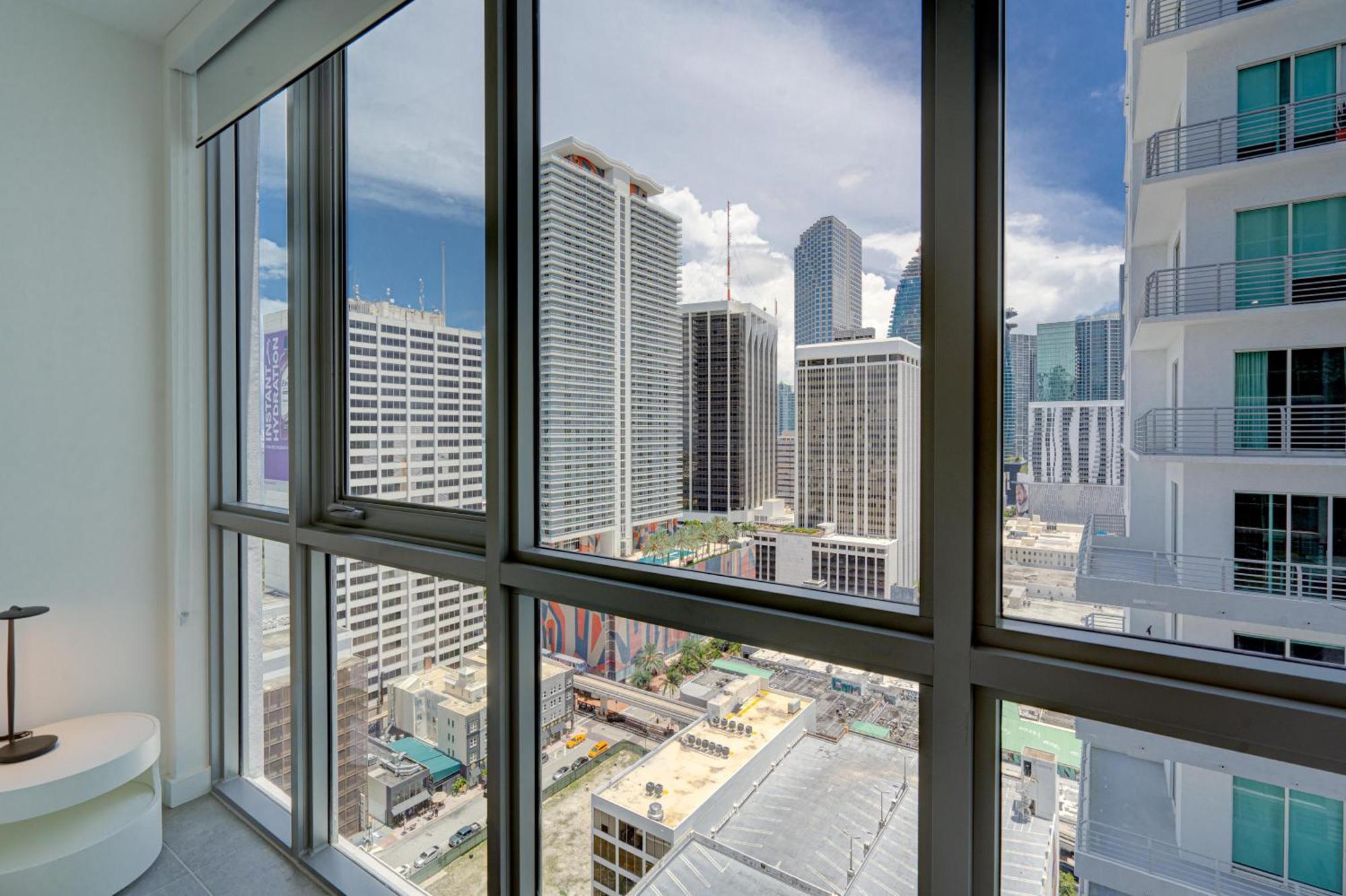 227-2500fu Downtown 1 Bedroom Appartamento